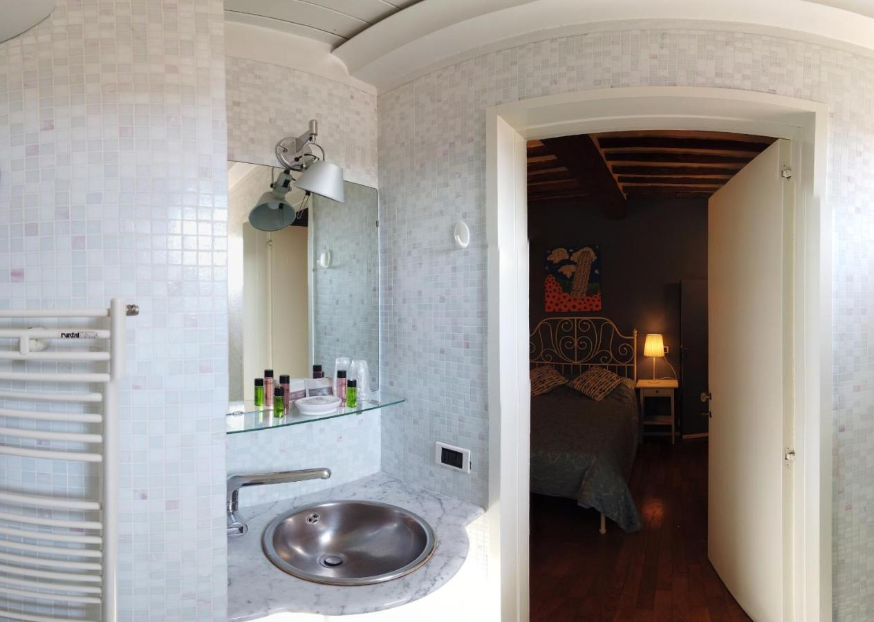 B&B Attico Sulla Torre ピサ エクステリア 写真
